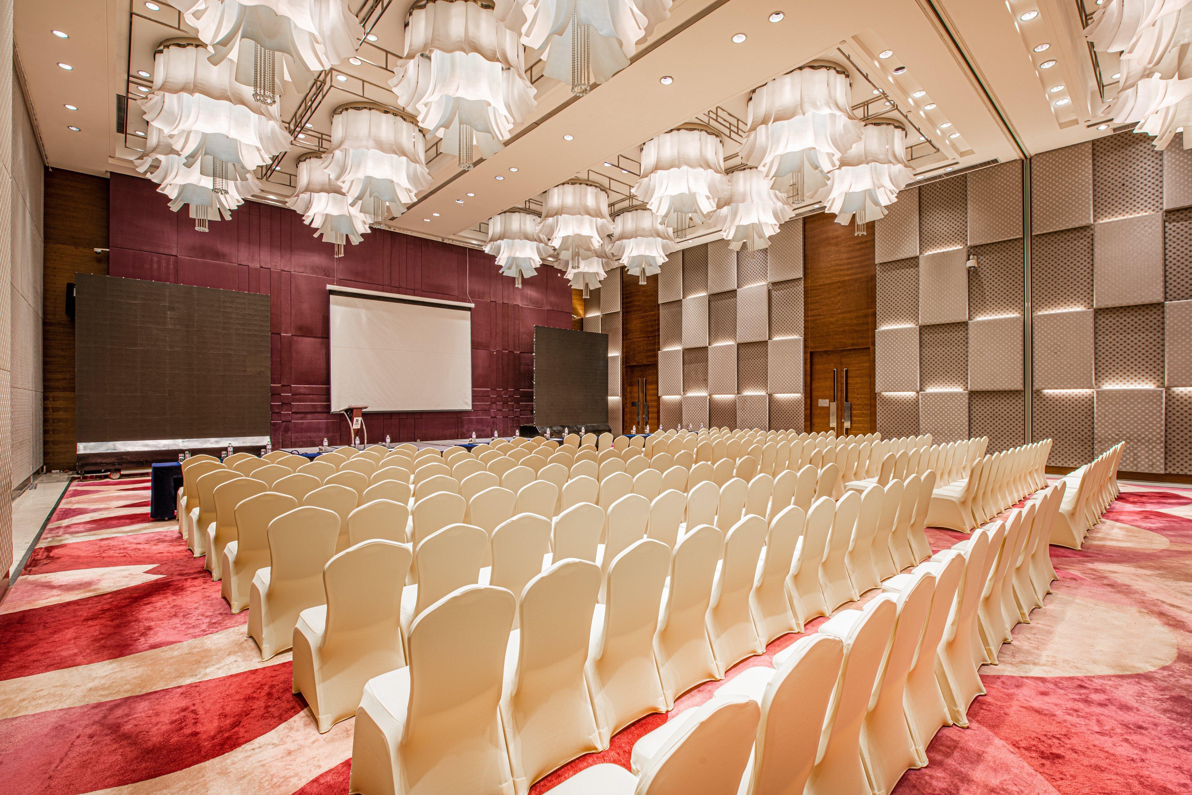 Holiday Inn Qingdao City Center By Ihg - May 4Th Square Exterior foto