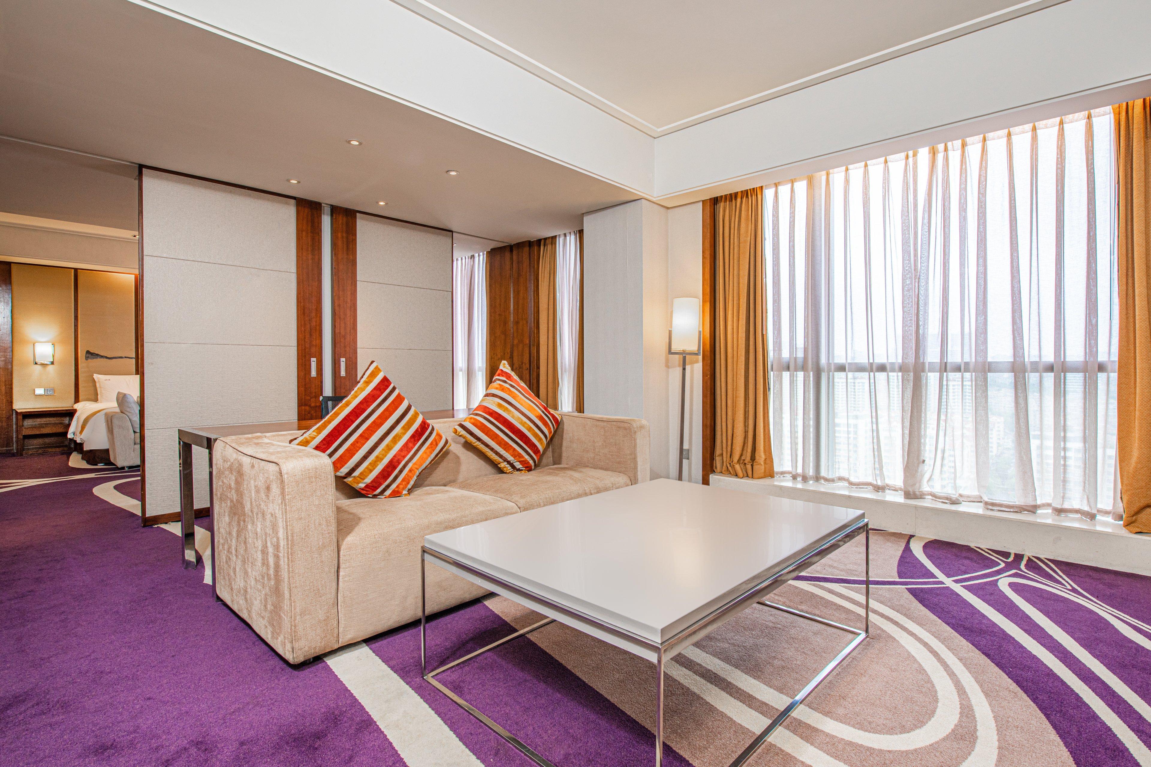 Holiday Inn Qingdao City Center By Ihg - May 4Th Square Exterior foto