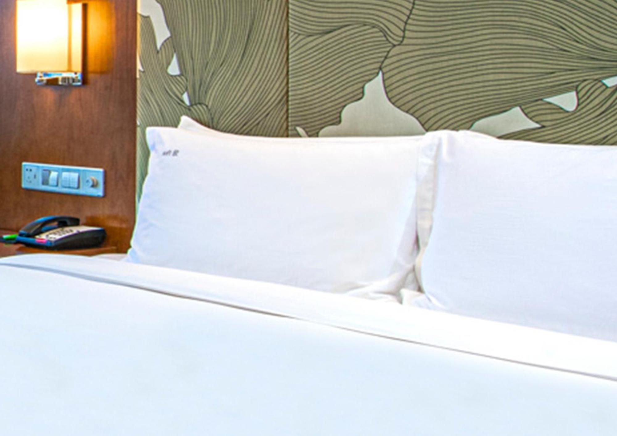 Holiday Inn Qingdao City Center By Ihg - May 4Th Square Exterior foto