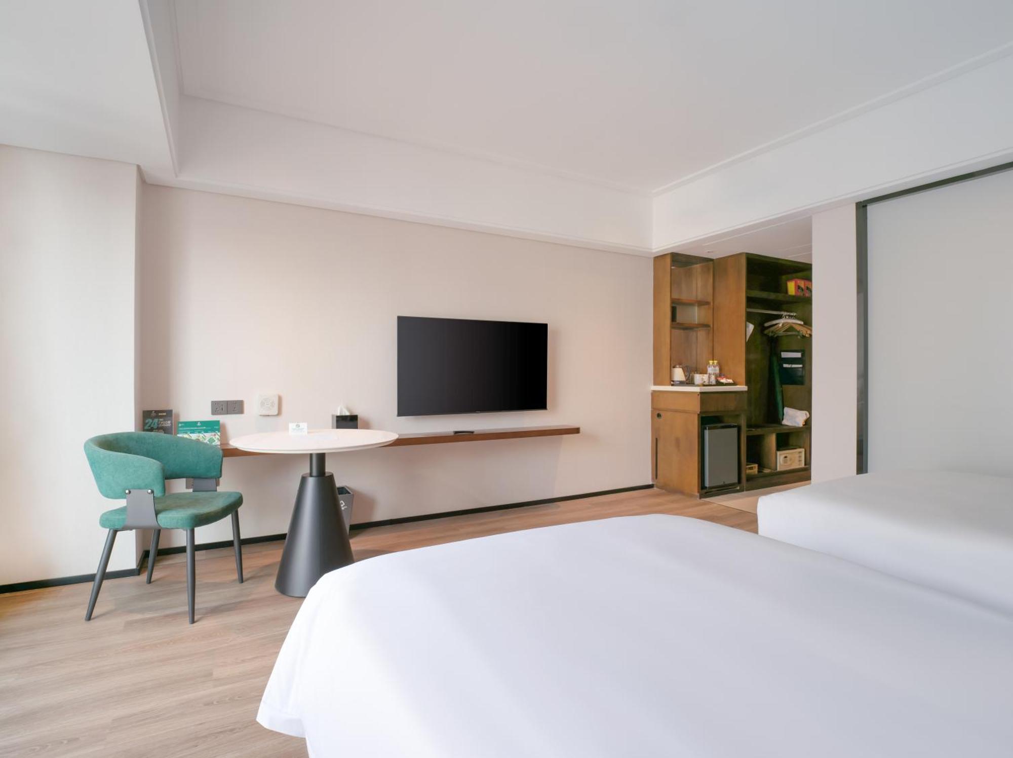 Holiday Inn Qingdao City Center By Ihg - May 4Th Square Exterior foto