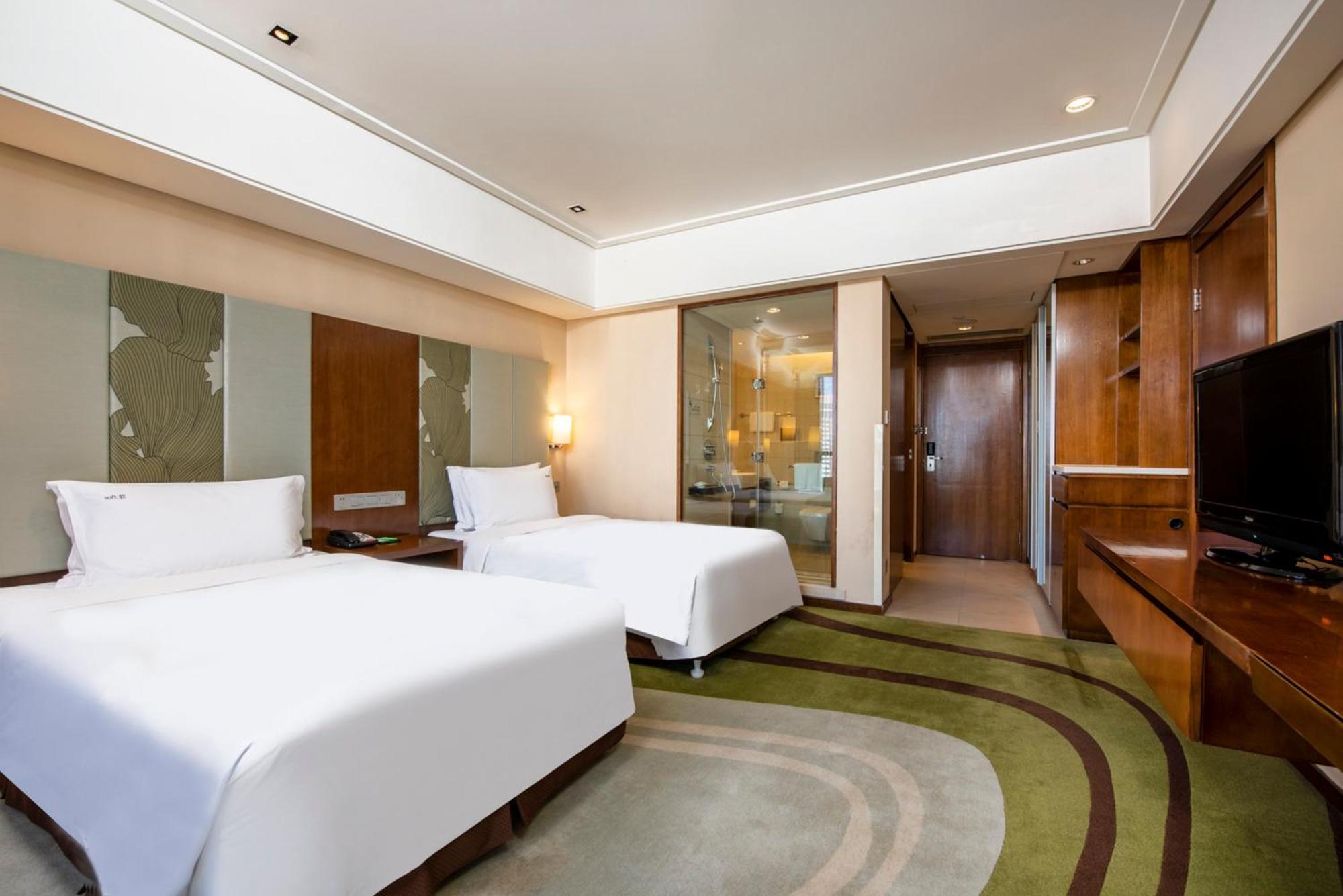 Holiday Inn Qingdao City Center By Ihg - May 4Th Square Exterior foto